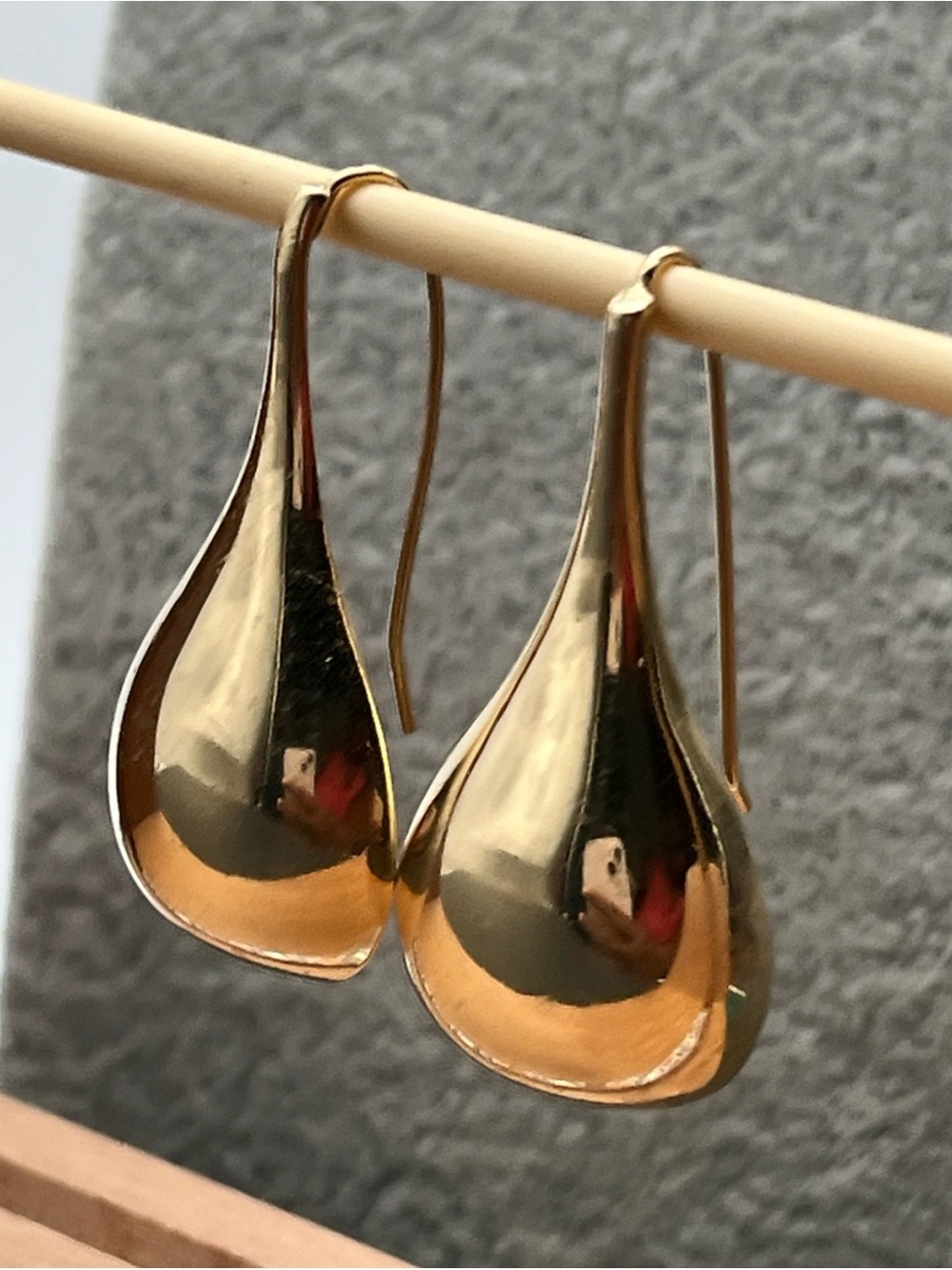 1Day SALE Teardrop 14K Yellow Gold Drop Earrings Estate 1.5” Vintage 5.6 grams